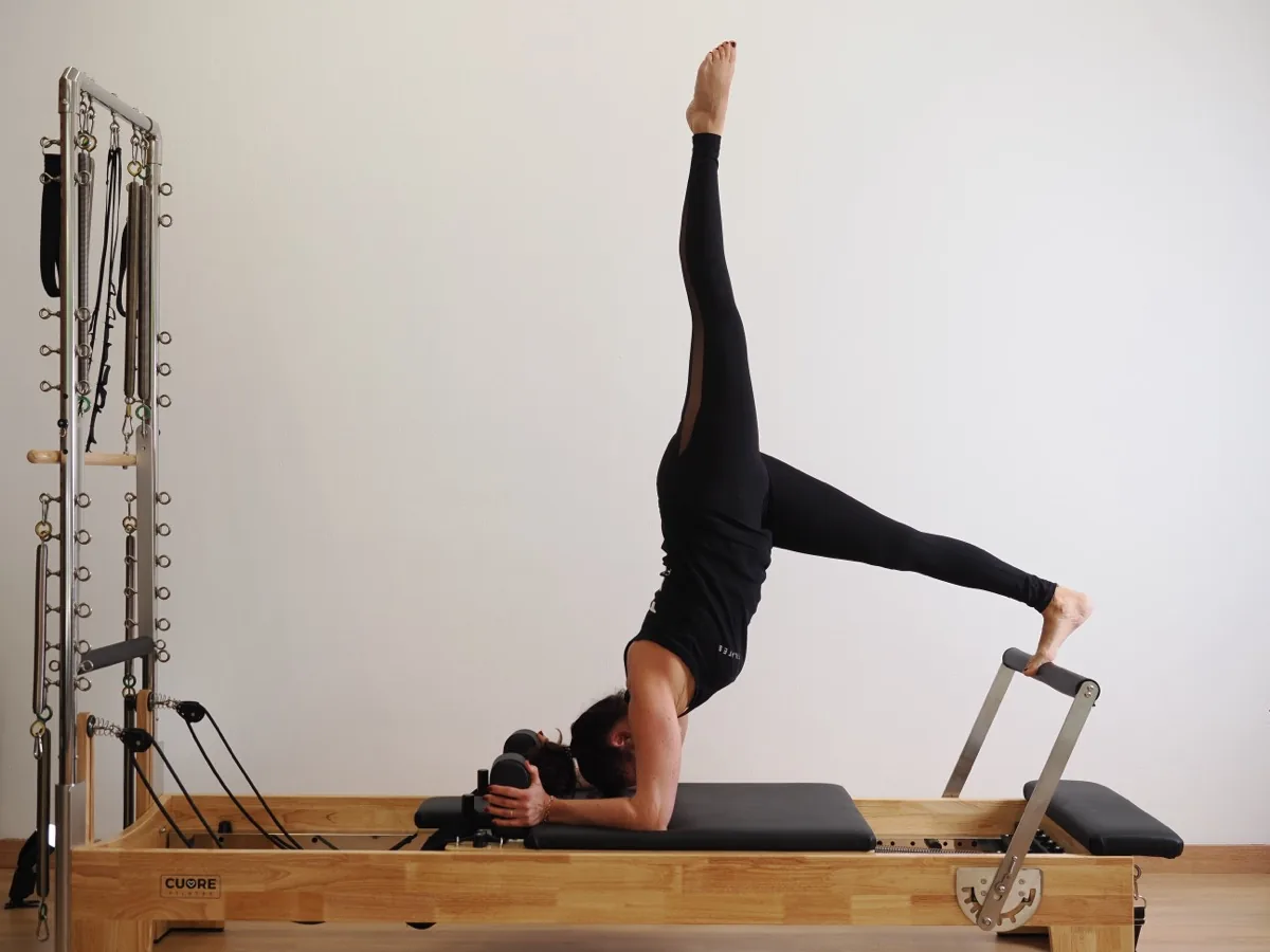 Clase de Pilates en Reformer en Estudio Virginia González